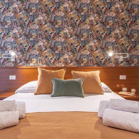 Vittoria Garden Suites โรม ภายนอก รูปภาพ