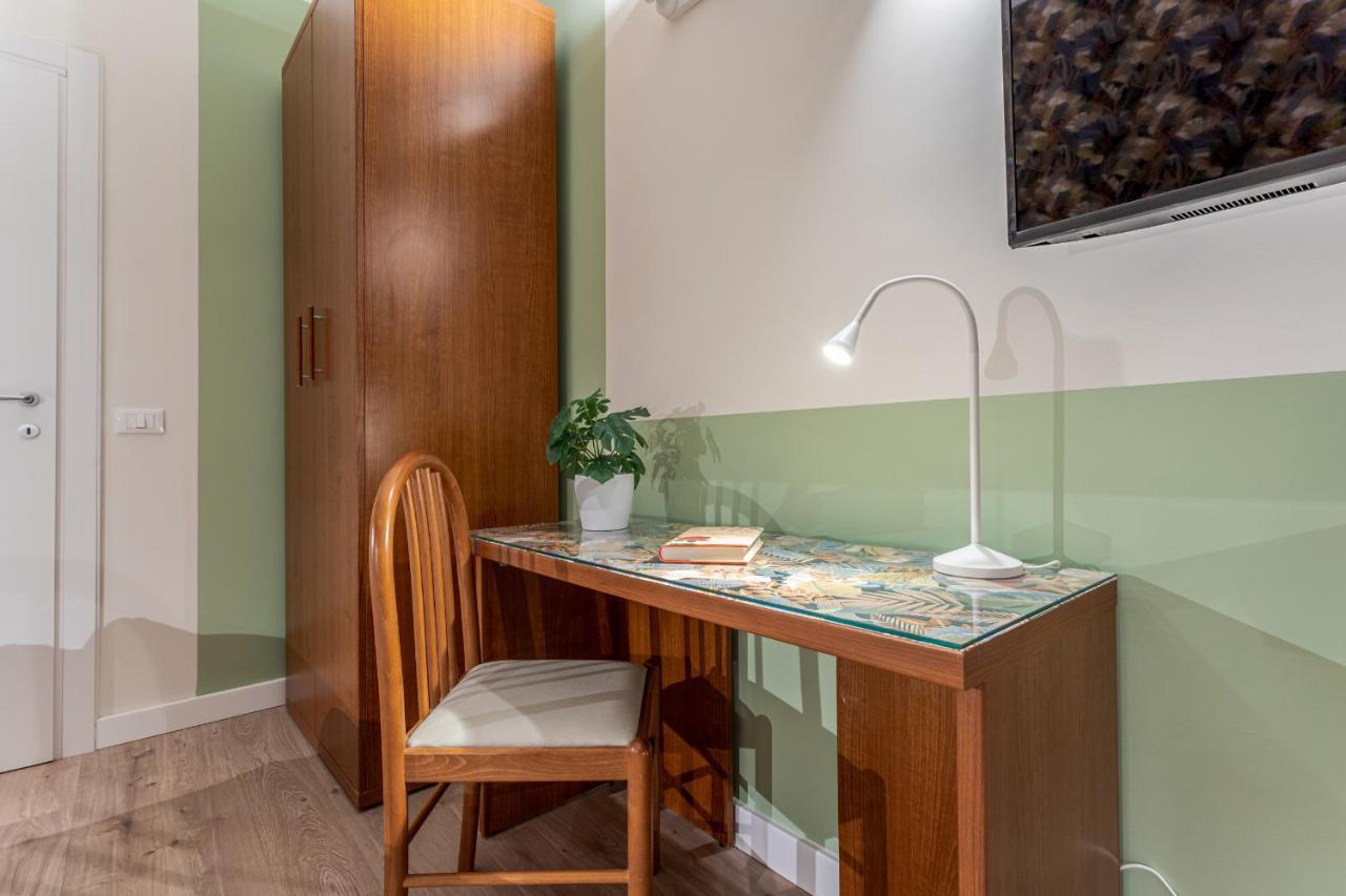Vittoria Garden Suites โรม ภายนอก รูปภาพ