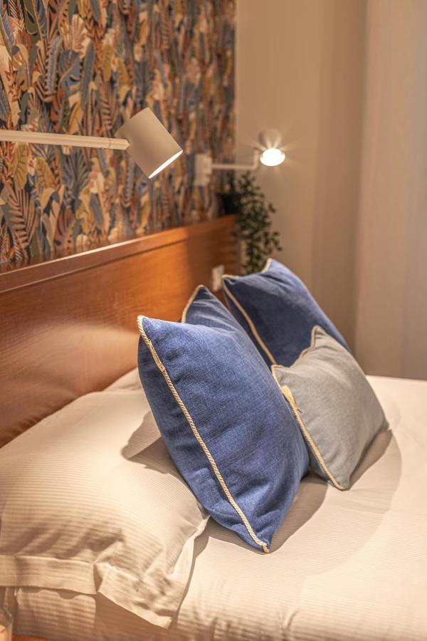Vittoria Garden Suites โรม ภายนอก รูปภาพ